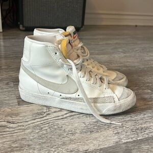 Nike Blazer High Top white/grey size 6